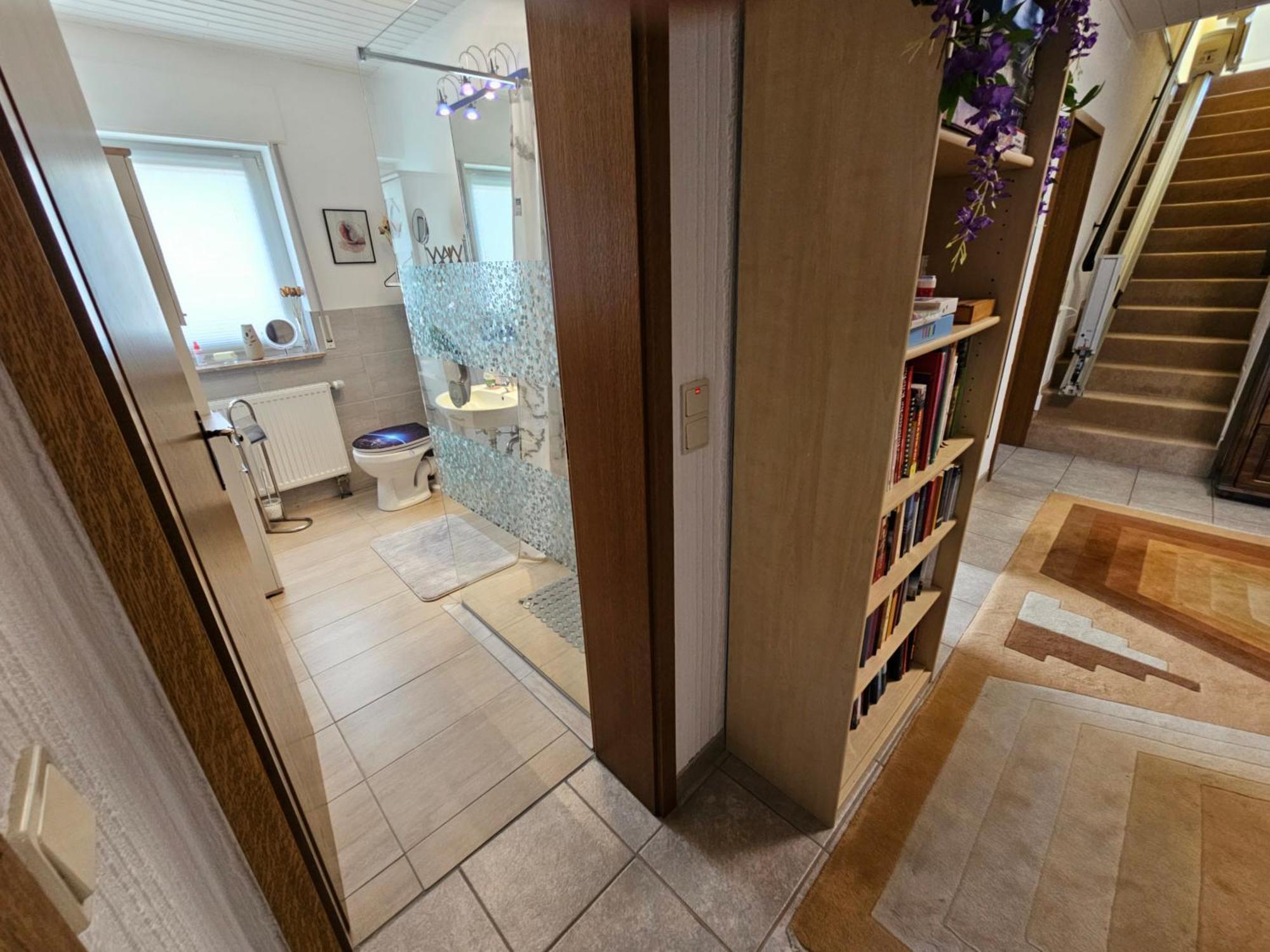 A Large Fully Furnished Private Apartment Linz am Rhein Exterior foto